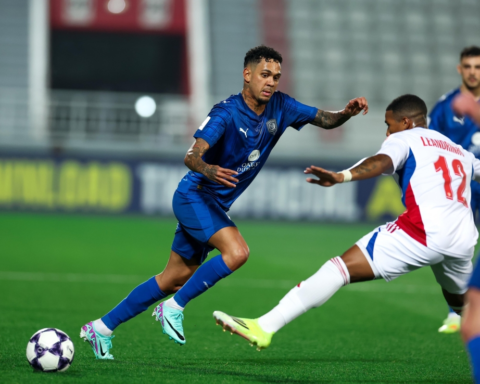 الدحيل والشارقة 1-1: نتيجة مثيرة في دوري أبطال آسيا