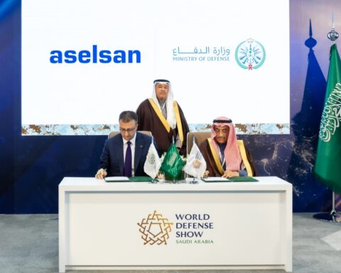 Saudi Ministry of Defense signs 28 contracts at World Defence Exhibition