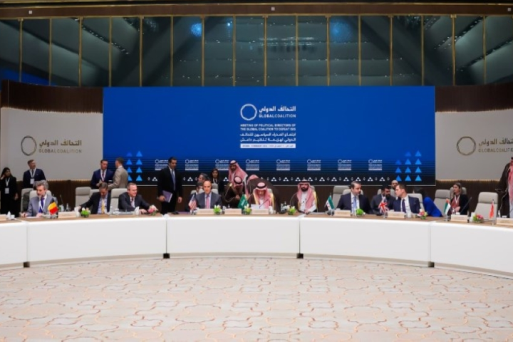 اجتماع التحالف الدولي بالرياض: أولوية لملف معتقلي داعش