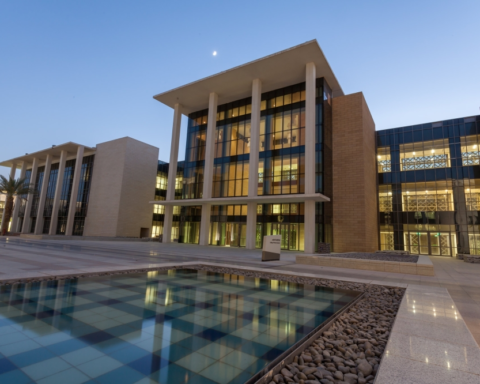 هاكثون نورة: جامعة الأميرة نورة تدعم ابتكارات الشباب