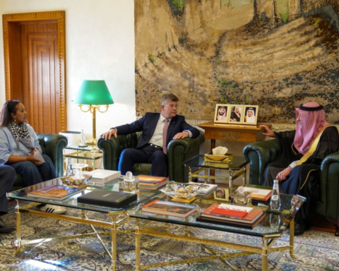 Saudi Arabia and France: Strengthening relations and discussing regional issues