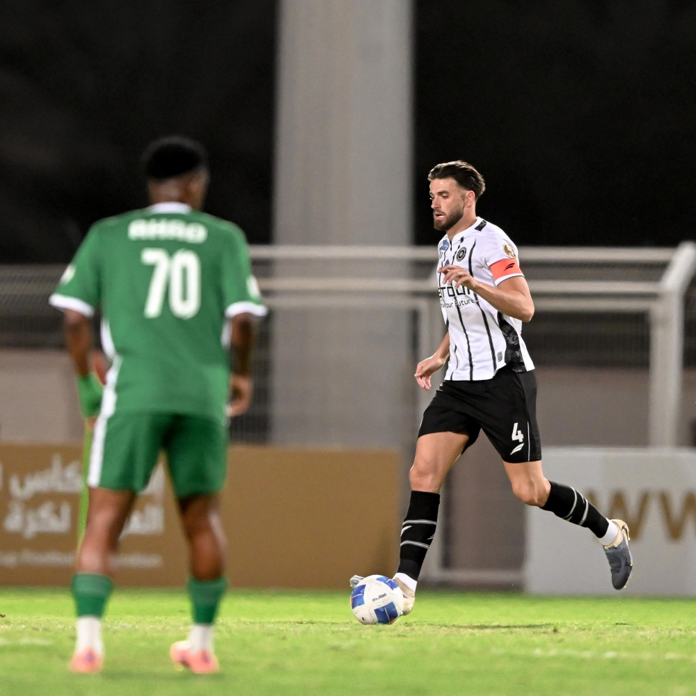 تعادل الشباب والنهضة يعقد حسابات التأهل بدوري أبطال الخليج