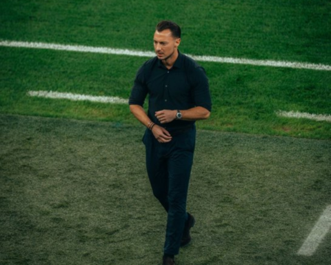 Yassla's decision at Al-Ahli before facing Al-Shabab in the Roshan League