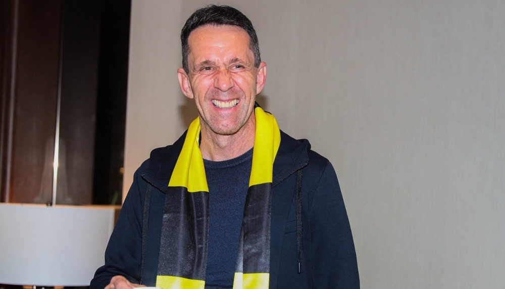 رامون بلانيس ينفي انتقاله للهلال ويؤكد بقاءه في الاتحاد