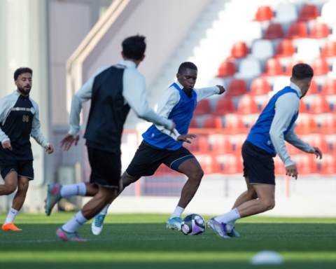 ضمك ضد التعاون: موعد المباراة والقنوات الناقلة في دوري روشن