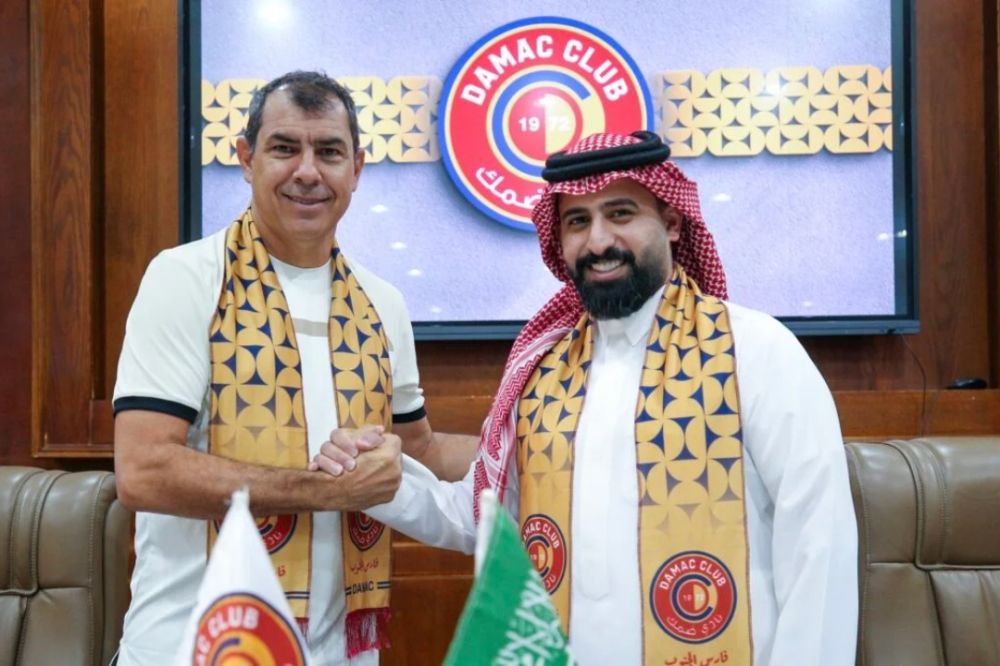 ضمك يتعاقد مع المدرب البرازيلي فابيو كاريلي | دوري روشن