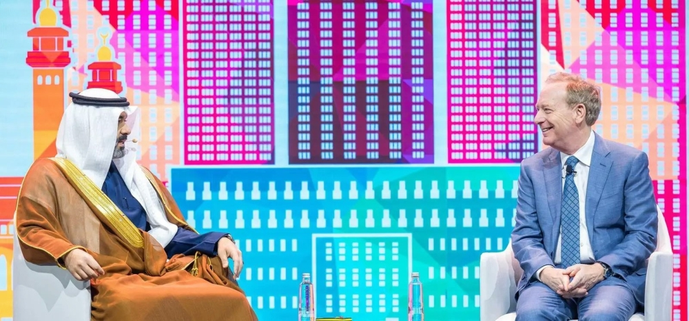 السعودية تعزز ريادتها العالمية في الذكاء الاصطناعي بدعم القيادة