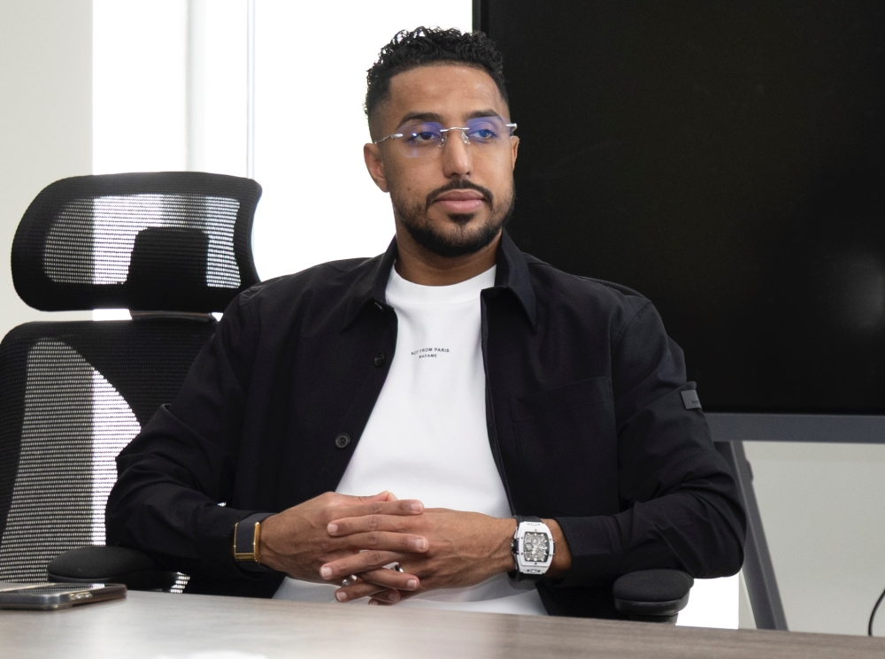 الجهاز الفني للأخضر يجتمع بلاعبي الهلال استعداداً لمونديال 2026