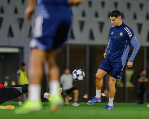 The Roshan League denies the withdrawal of foreign channels and confirms global growth