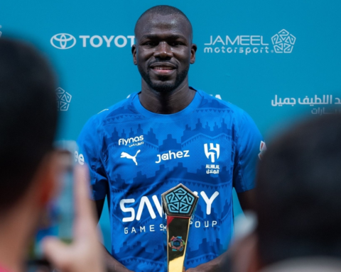 Al-Hilal is close to extending the contract of its defender Kalidou Koulibaly until 2027