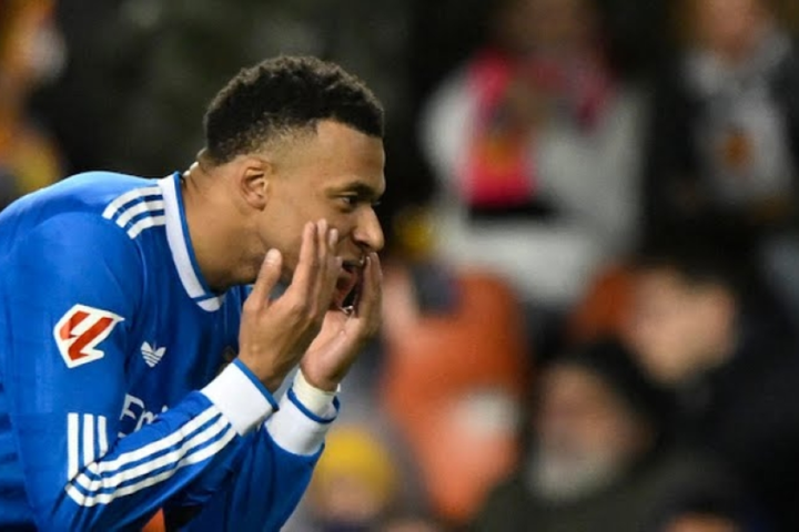 Mbappe's potential absence from Real Madrid's match against Sociedad raises concerns