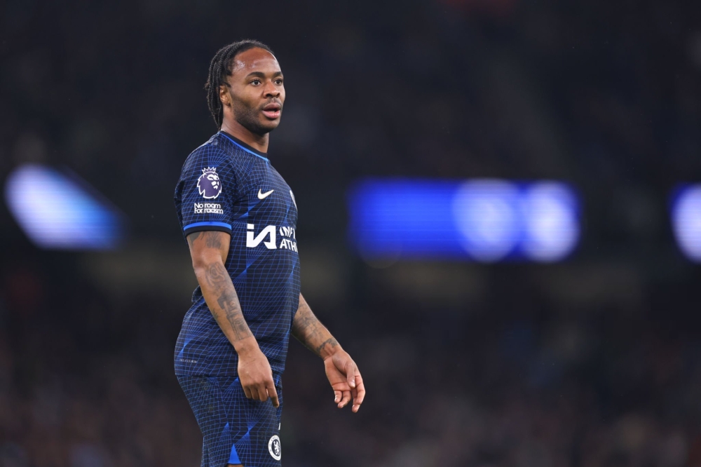 رحيم ستيرلينغ إلى فينورد: تفاصيل صفقة الإعارة وتأثيرها