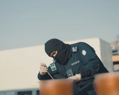 Smuggling attempt of 218,000 narcotic pills foiled at Al-Batha border crossing in Saudi Arabia