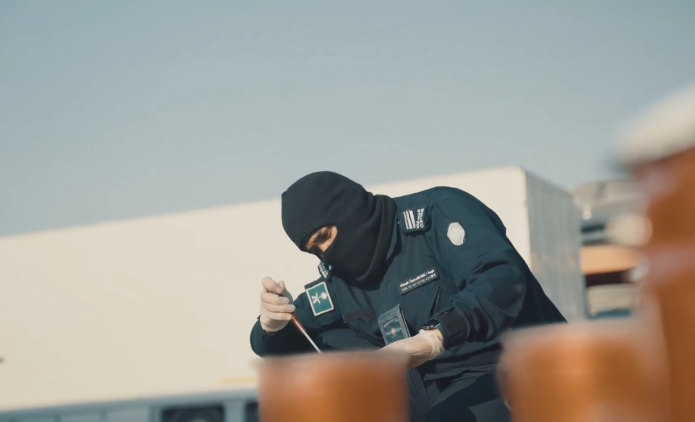 إحباط تهريب 218 ألف حبة مخدرة بمنفذ البطحاء السعودي