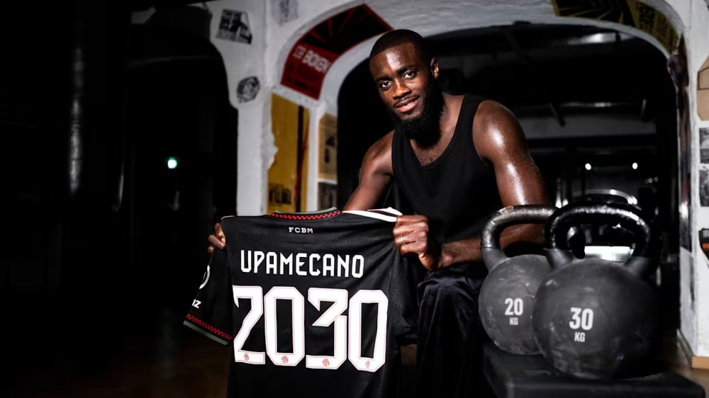 بايرن ميونيخ يمدد عقد دايوت أوباميكانو حتى عام 2030