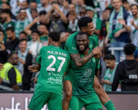 الأهلي يسحق الشباب 5-2 ويعود للخماسيات بدوري روشن السعودي