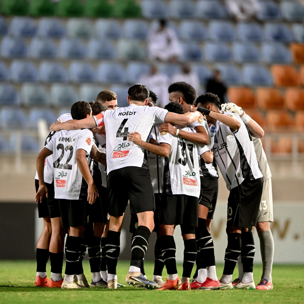 Youth are barred from bringing in foreign referees... statements that spark controversy