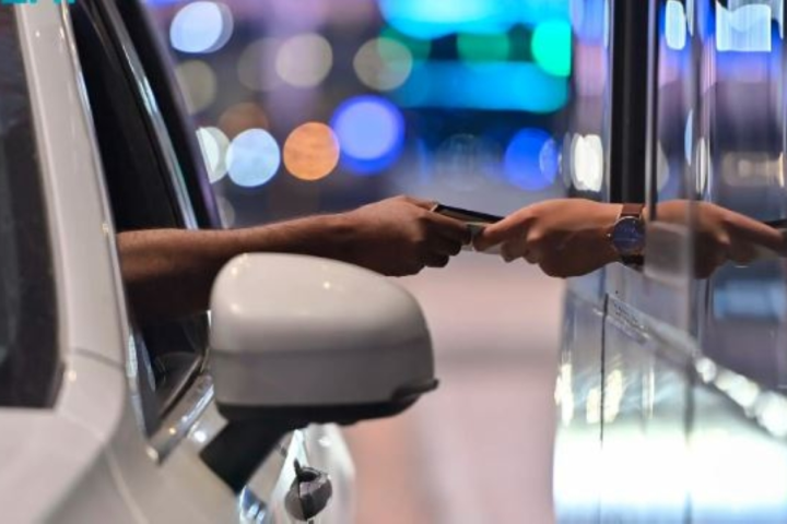 خدمة أبشر سفر بمنفذ سلوى: تسهيل إجراءات السفر إلى قطر