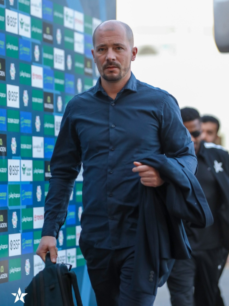 إل مايسترو يقود النجمة لأول فوز بالموسم في دوري يلو