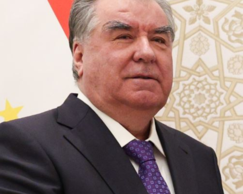 ظهور رئيس طاجيكستان ينهي الجدل حول صحته وخلافته