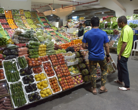 انخفاض أسعار الخضار في السعودية يناير: مؤشرات اقتصادية إيجابية