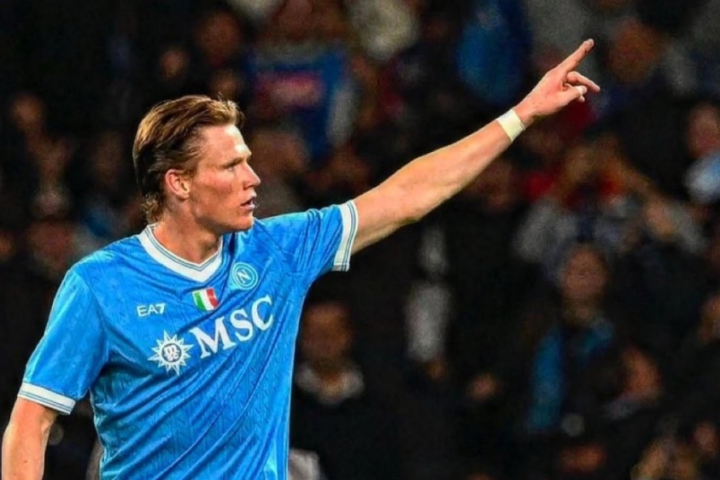 Scott McTominay's future: A huge Saudi offer or staying in Europe?