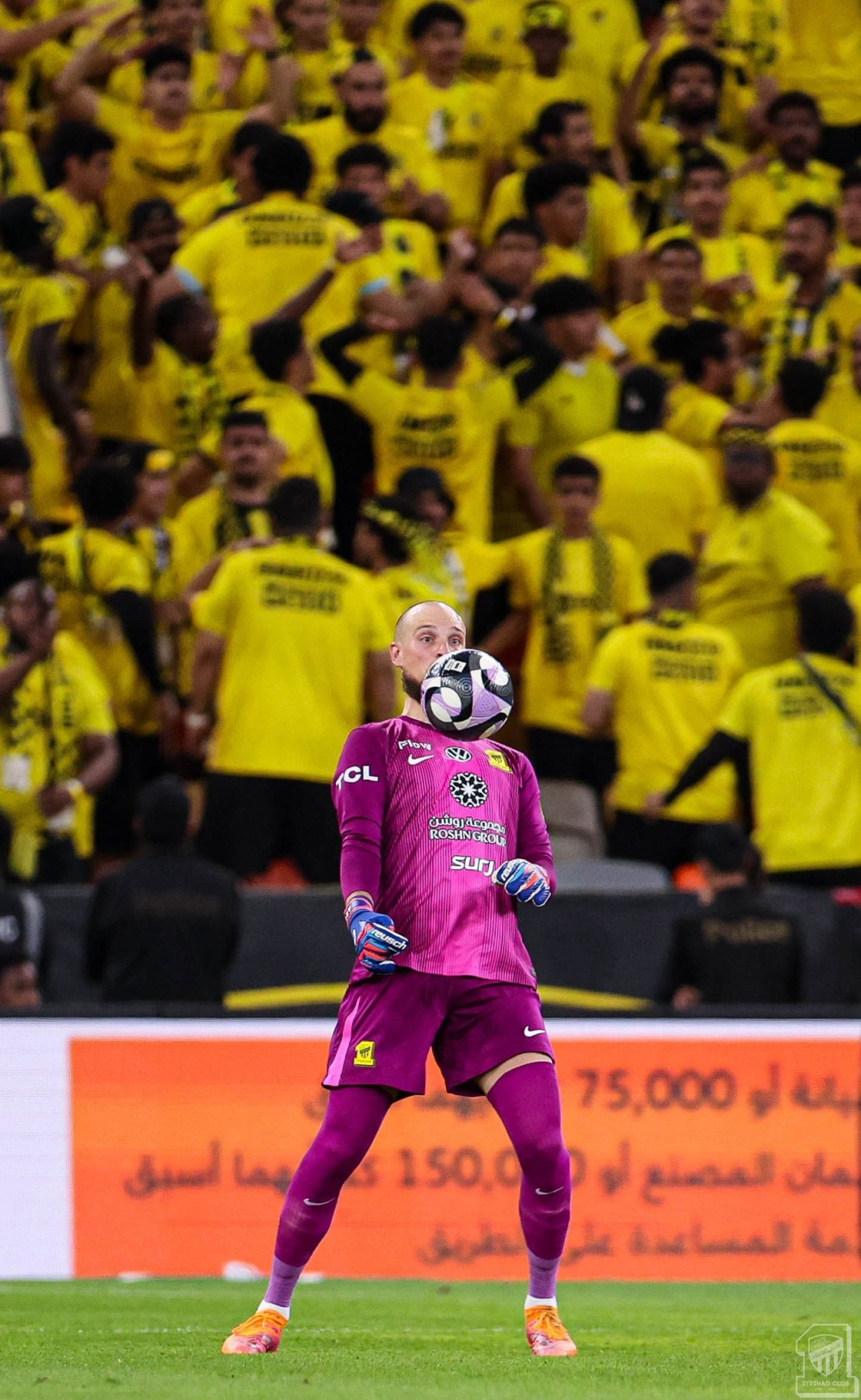 رايكوفيتش حارس الاتحاد يتحدى الهلال قبل كلاسيكو دوري روشن