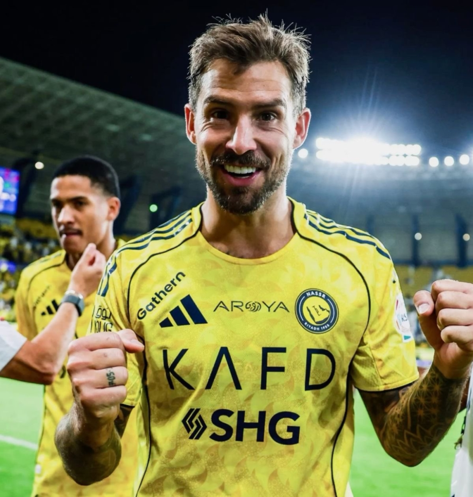 غياب لابورت عن النصر ضد الحزم: ضربة لدفاع العالمي