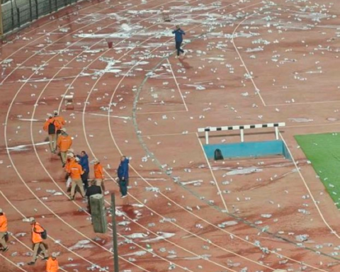 الأهلي والجيش الملكي: تعادل وأحداث شغب في دوري أبطال إفريقيا
