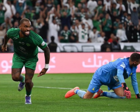 إيفان توني يحدد مستقبله مع برينتفورد وطموحاته لكأس العالم 2026