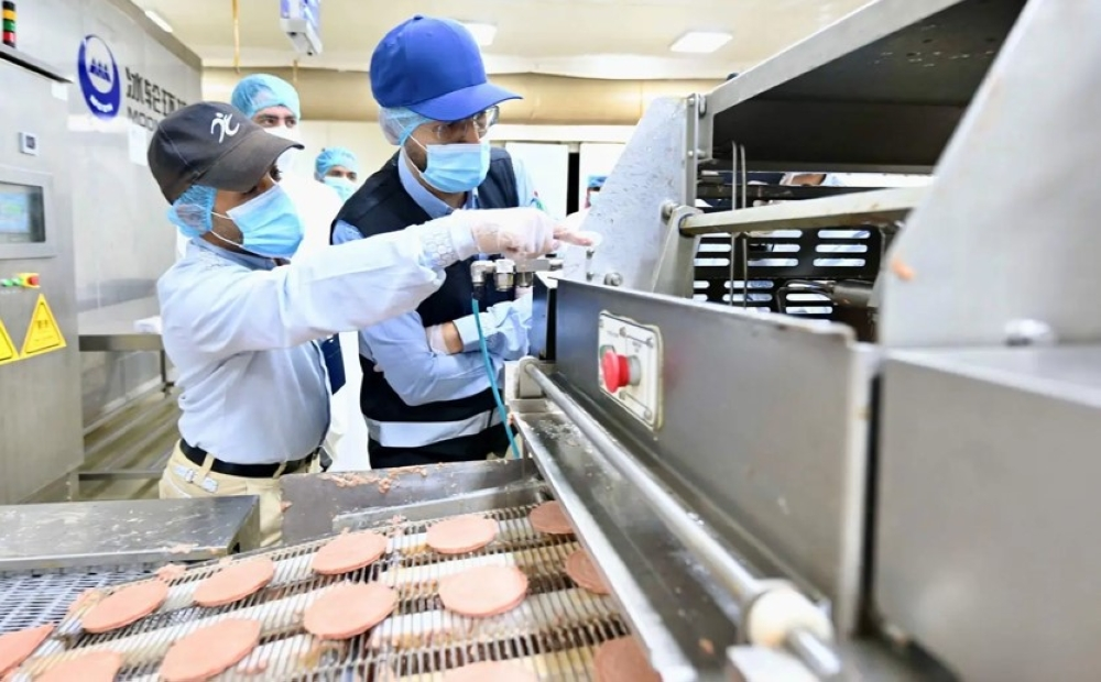 إغلاق منشآت غذائية بمكة وغرامات تصل لـ10 ملايين ريال