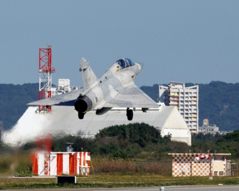 ترامب وقرار تسليح تايوان: تصعيد محتمل مع الصين