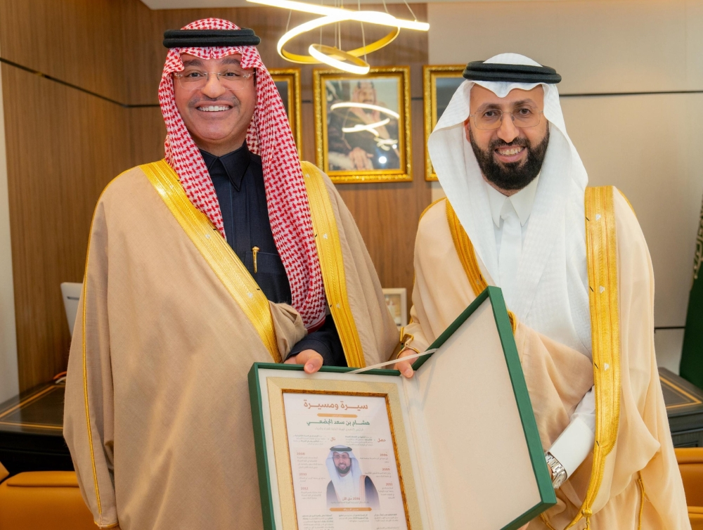 تعاون بين الإعلام والغذاء والدواء لتعزيز الوعي الصحي بالمملكة