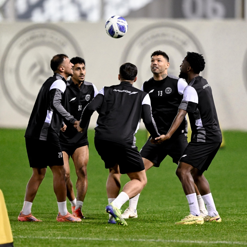 الشباب السعودي يقيل المدرب بيشكان ويعين السبيعي مؤقتاً