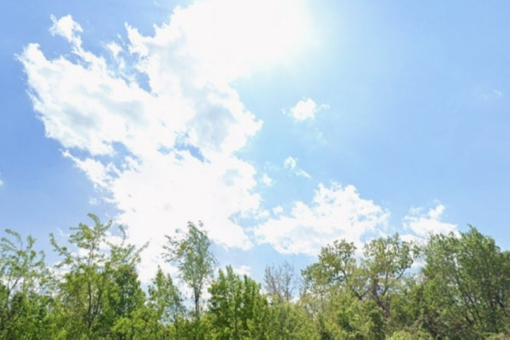 طقس السعودية في رمضان: توقعات وتفاوت درجات الحرارة