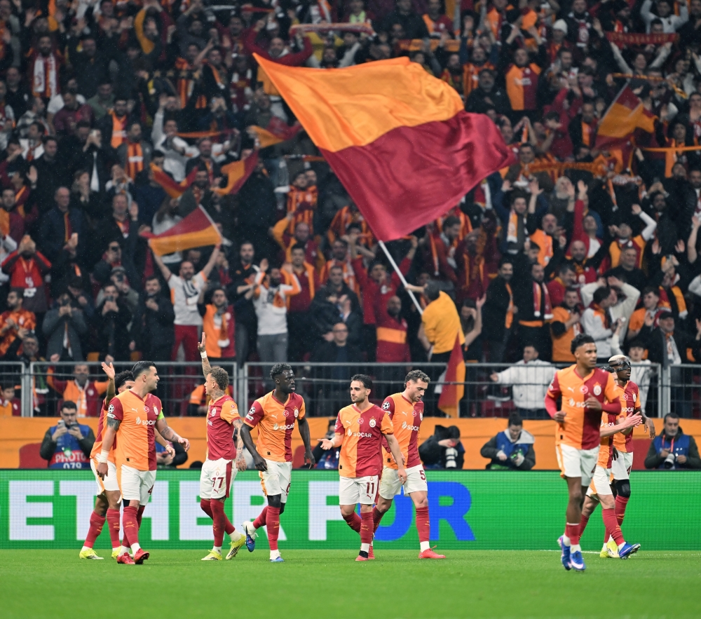 Galatasaray crushes Juventus 5-2 in a historic Champions League night