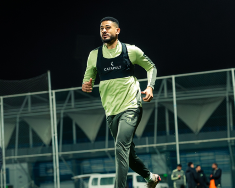 Eastern Province Derby: Al-Ettifaq vs. Al-Fateh in the Saudi Professional League