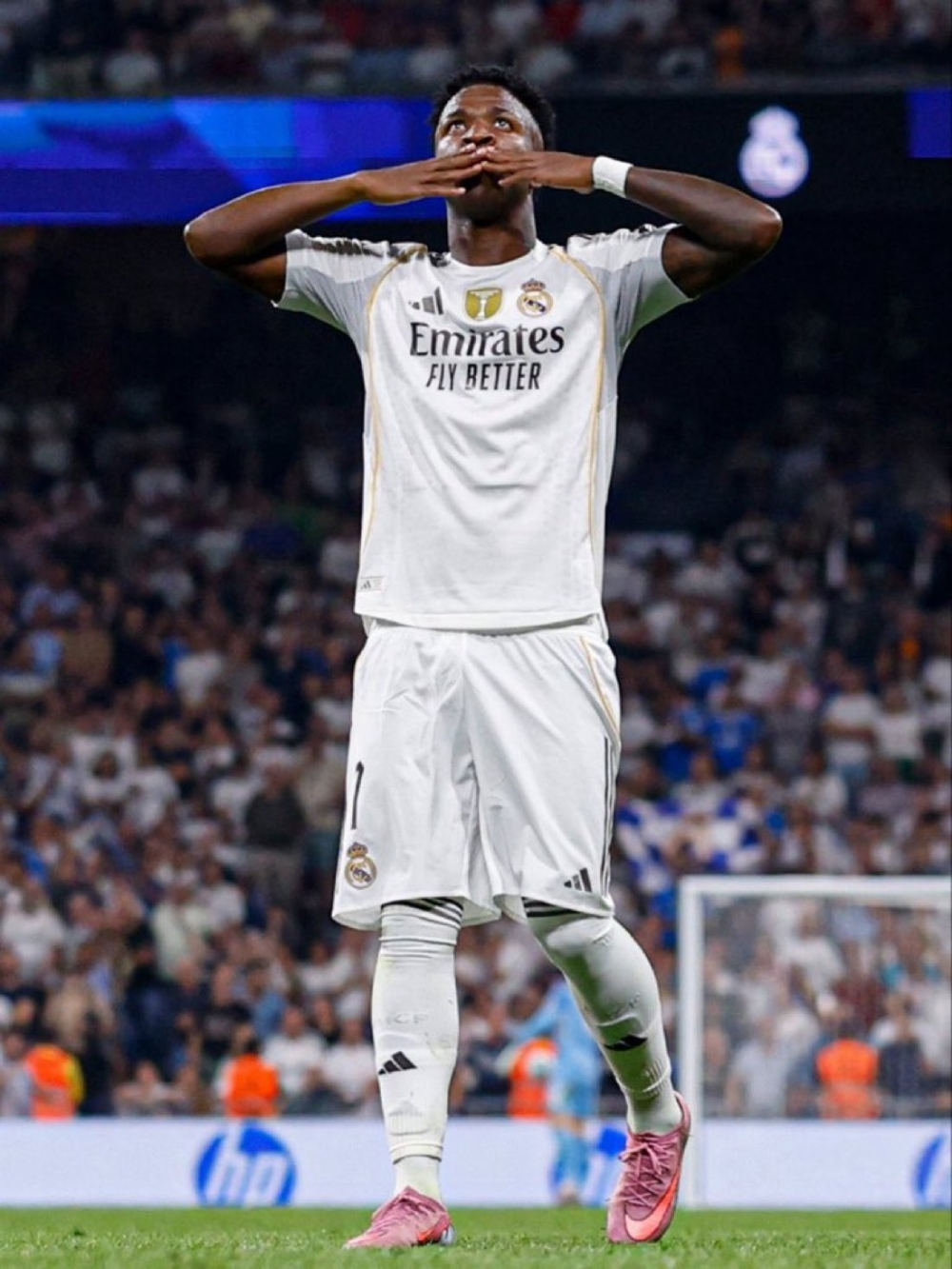 العنصرية ضد فينيسيوس: أزمة تهز كرة القدم الإسبانية