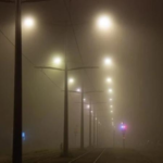 ضباب كثيف يغطي 4 مناطق سعودية وتحذيرات من انعدام الرؤية