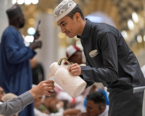 إفطار المسجد النبوي: مشاهد روحانية وتكافل في رمضان