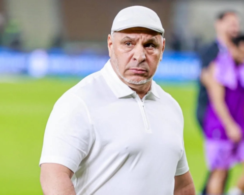 نادي الشباب وبن زكري: رحلة البحث عن الاستقرار الفني