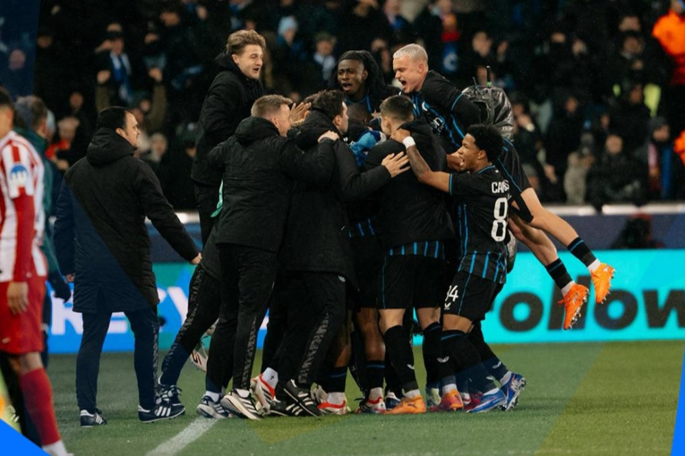 كلوب بروج يتأهل تاريخياً لدور الـ16 بدوري الأبطال بعد تعادل بطولي مع أتلتيكو مدريد