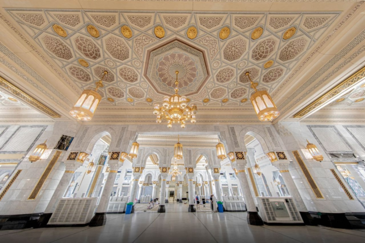 The largest cooling and lighting system in the Two Holy Mosques using smart technologies