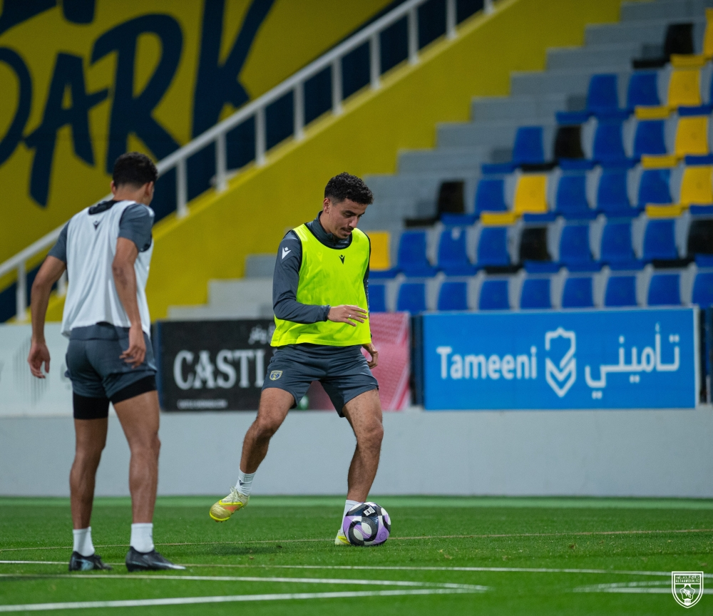 التعاون والفيحاء: مواجهة حاسمة في دوري روشن السعودي