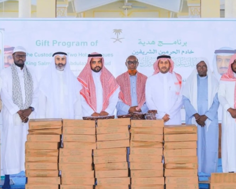Saudi Arabia delivers dates to Somalia as a gift from the Custodian of the Two Holy Mosques for Ramadan