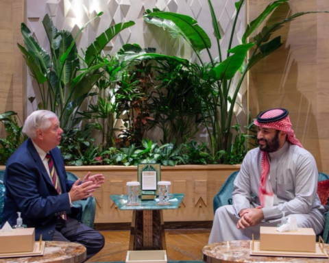 ولي العهد والسيناتور غراهام: شراكة استراتيجية وتحديات إقليمية