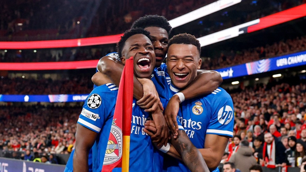 تشكيلة ذهاب ملحق دوري الأبطال: جوردون وتشواميني يتصدران