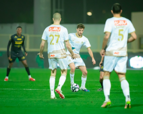 الرياض يفوز على الخلود 2-0 في دوري روشن السعودي 2024