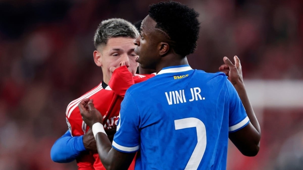 بنفيكا يحقق في واقعة عنصرية ضد فينيسيوس بدوري الأبطال