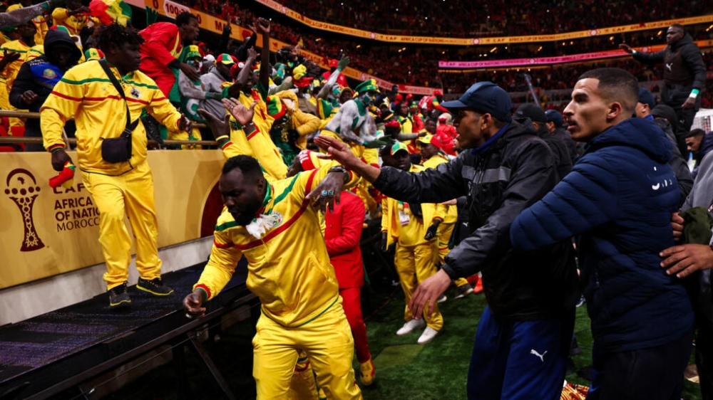 أزمة المشجعين السنغاليين بالمغرب: الاتحاد يندد بأحكام قاسية